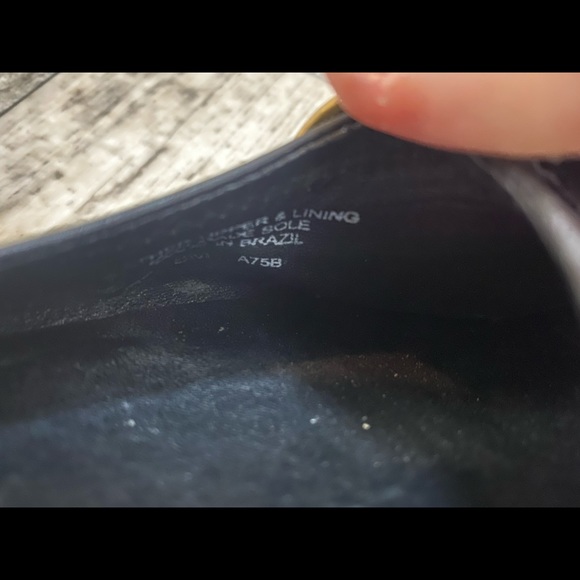 TORY BURCH Black Leather Reva Ballet Flats with Gold Logo Embellishment on Toes - Picture 9 of 12